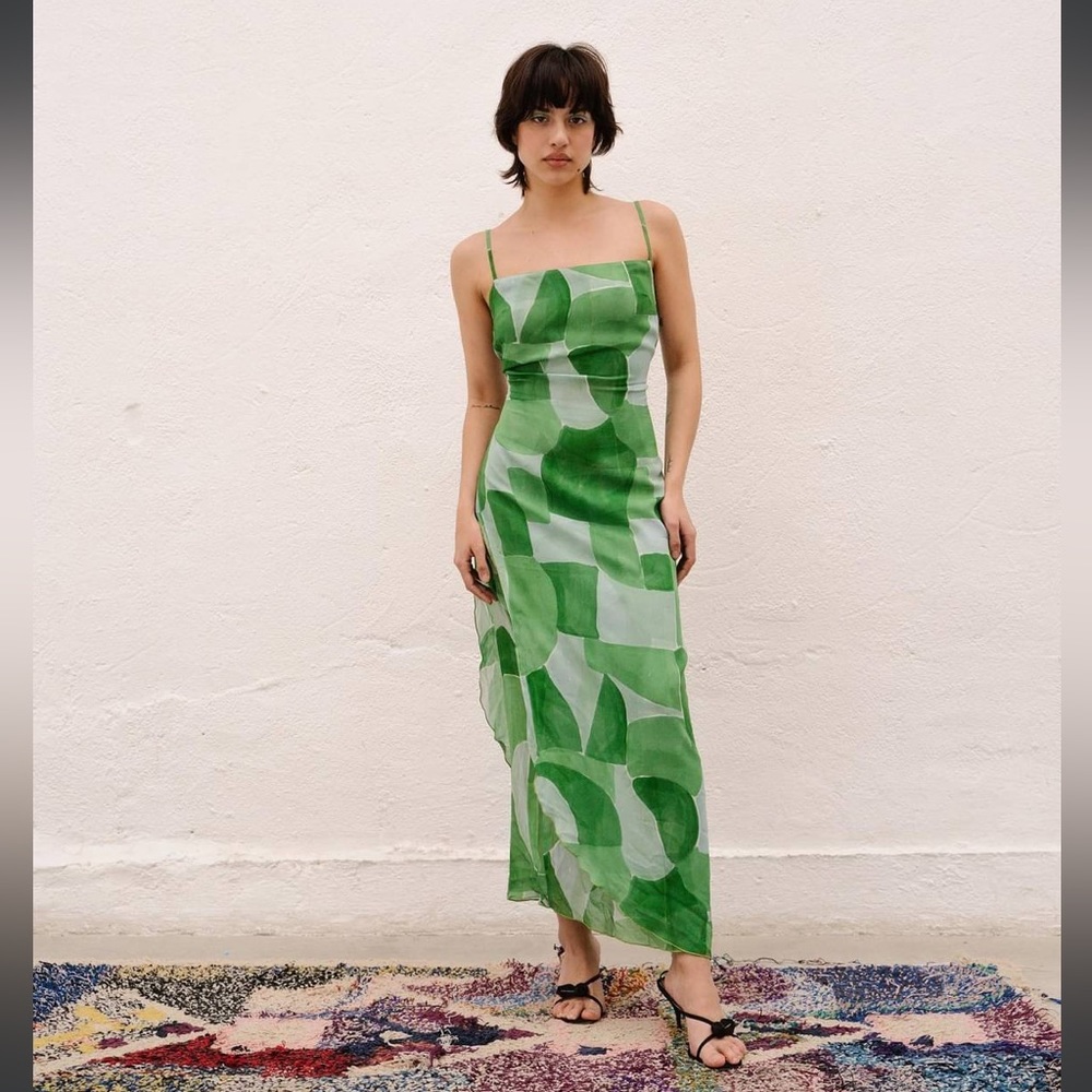 Amlul Vanity dress in green, size 38, fits like medium, new without tags